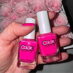 Duo Color Club Peace Out Purple Nail Polish